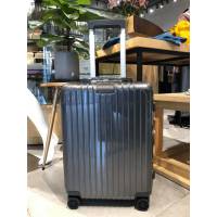 RIMOWA行李箱四輪拉杆箱 essential最新系列 日默瓦純PC高端拉杆箱 灰色 gdx1230